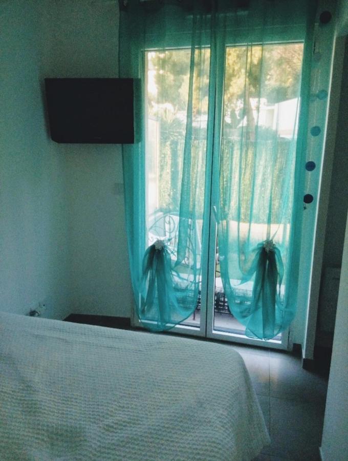 Nice View Jolie Studio Avec Jardin Exterior foto